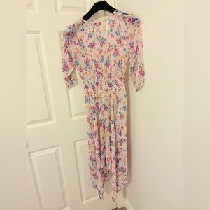 Cato Handkerchief Floral Print Dress size M. New without tags.